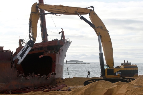 Снос судов демонтаж кораблей разборка лодок баркасов барж яхт и прочего водного транспорта